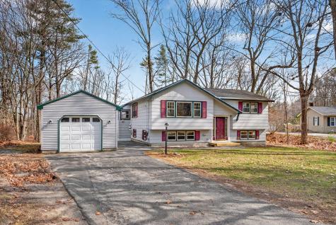 102 Running Brook Road Windham ME 04062