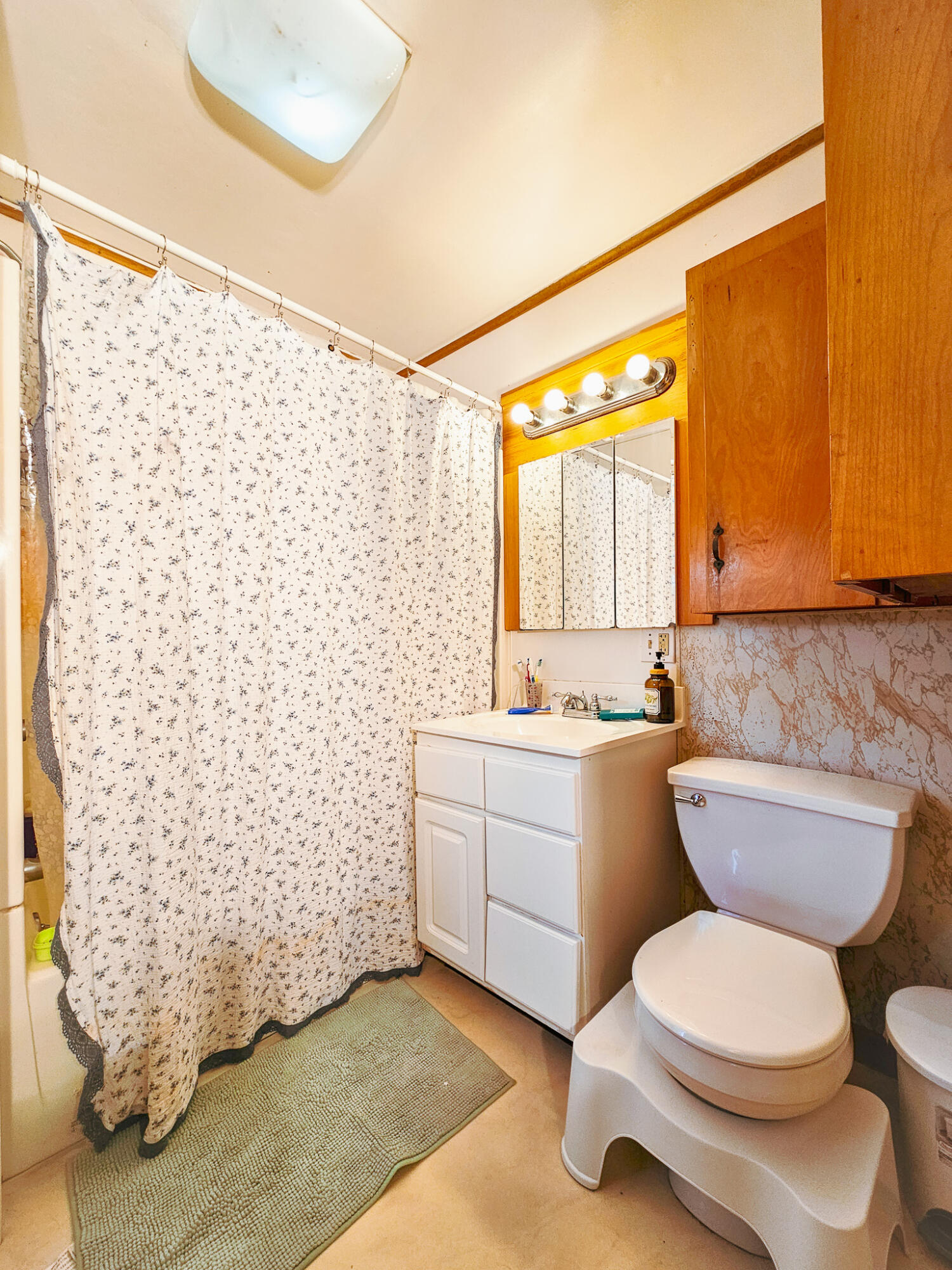 128 Middle Street Farmington ME 04938