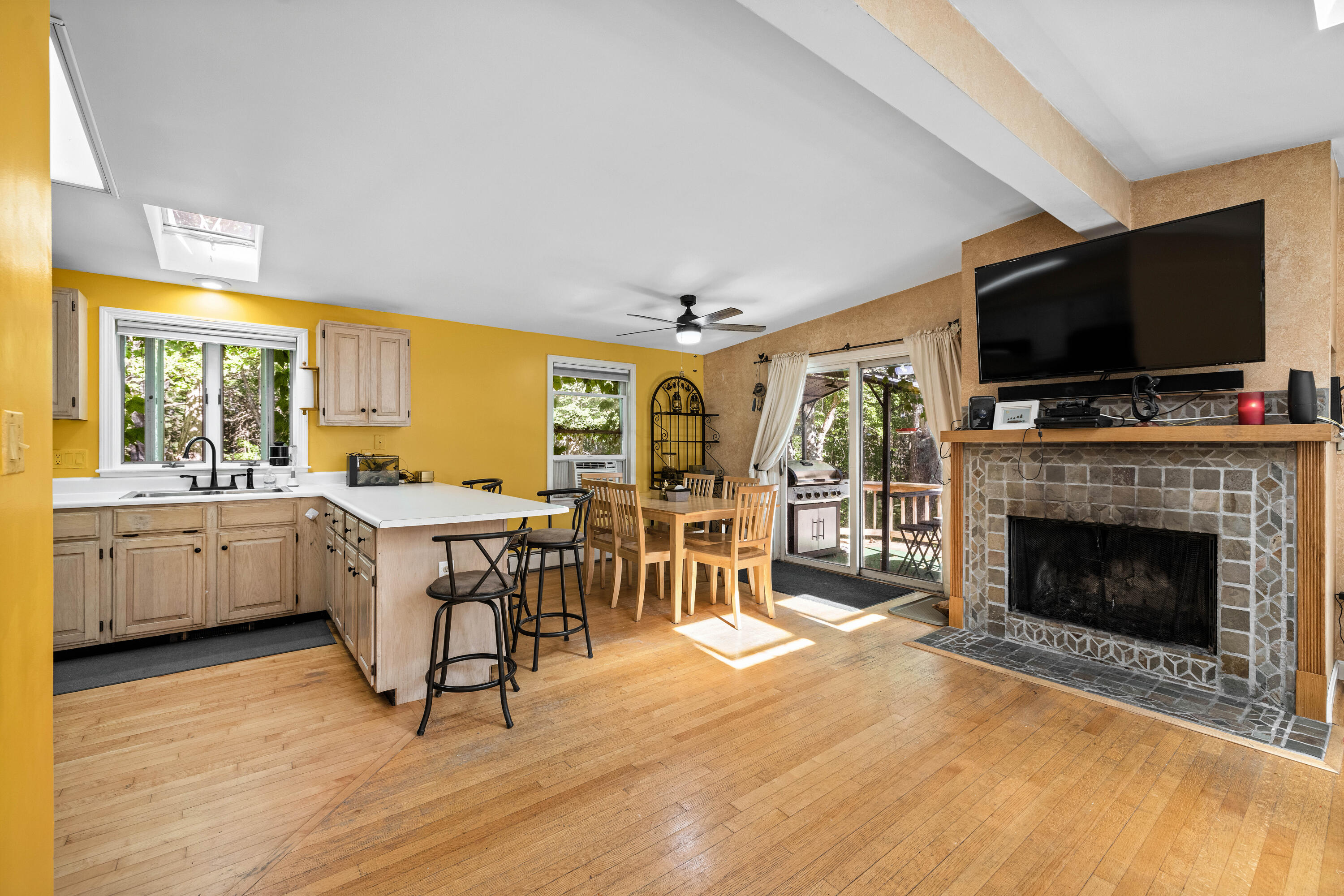 2 Walker Heights Road Kennebunk ME 04043