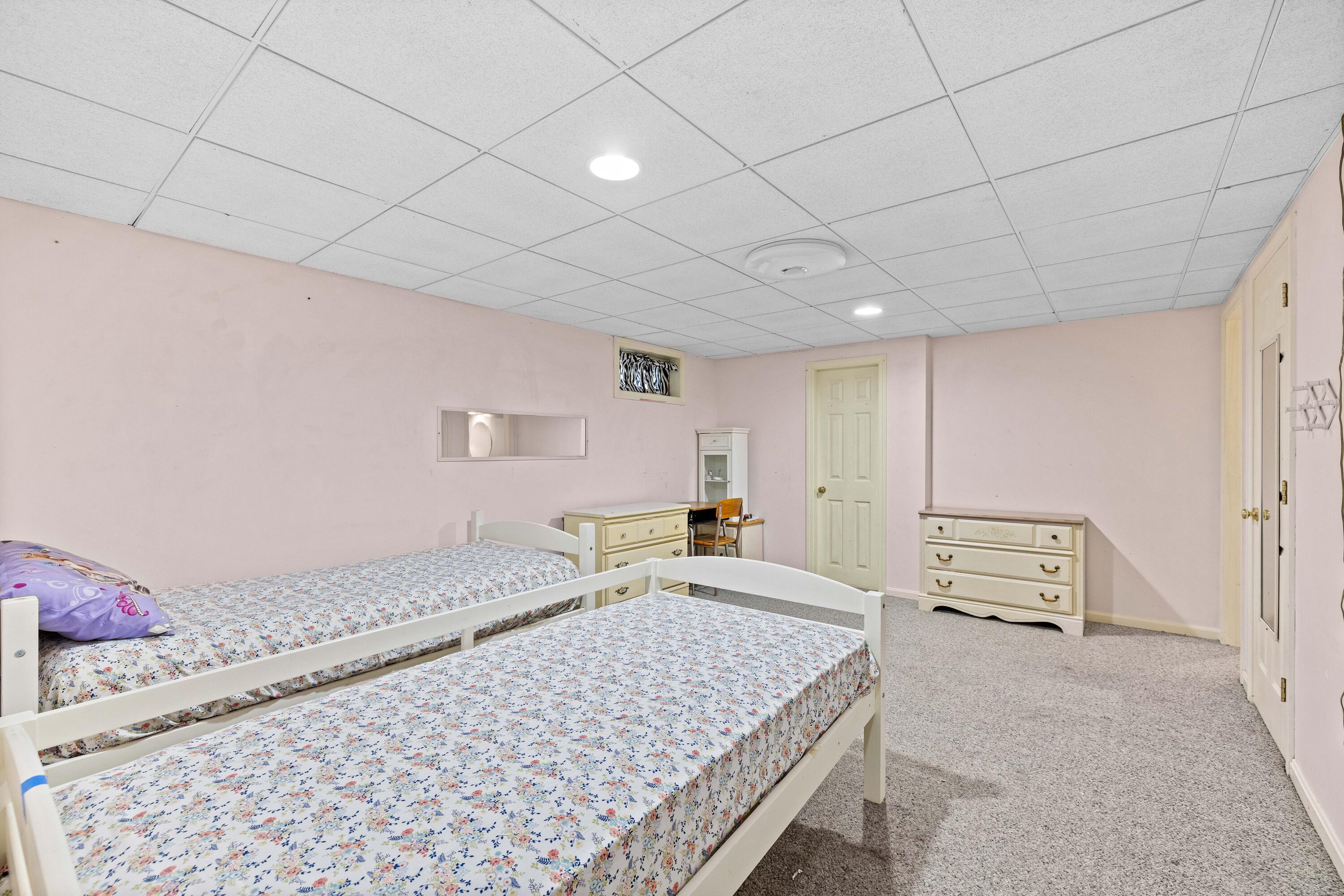 2 Walker Heights Road Kennebunk ME 04043