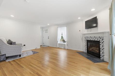 304 Vagabond Street Scarborough ME 04074