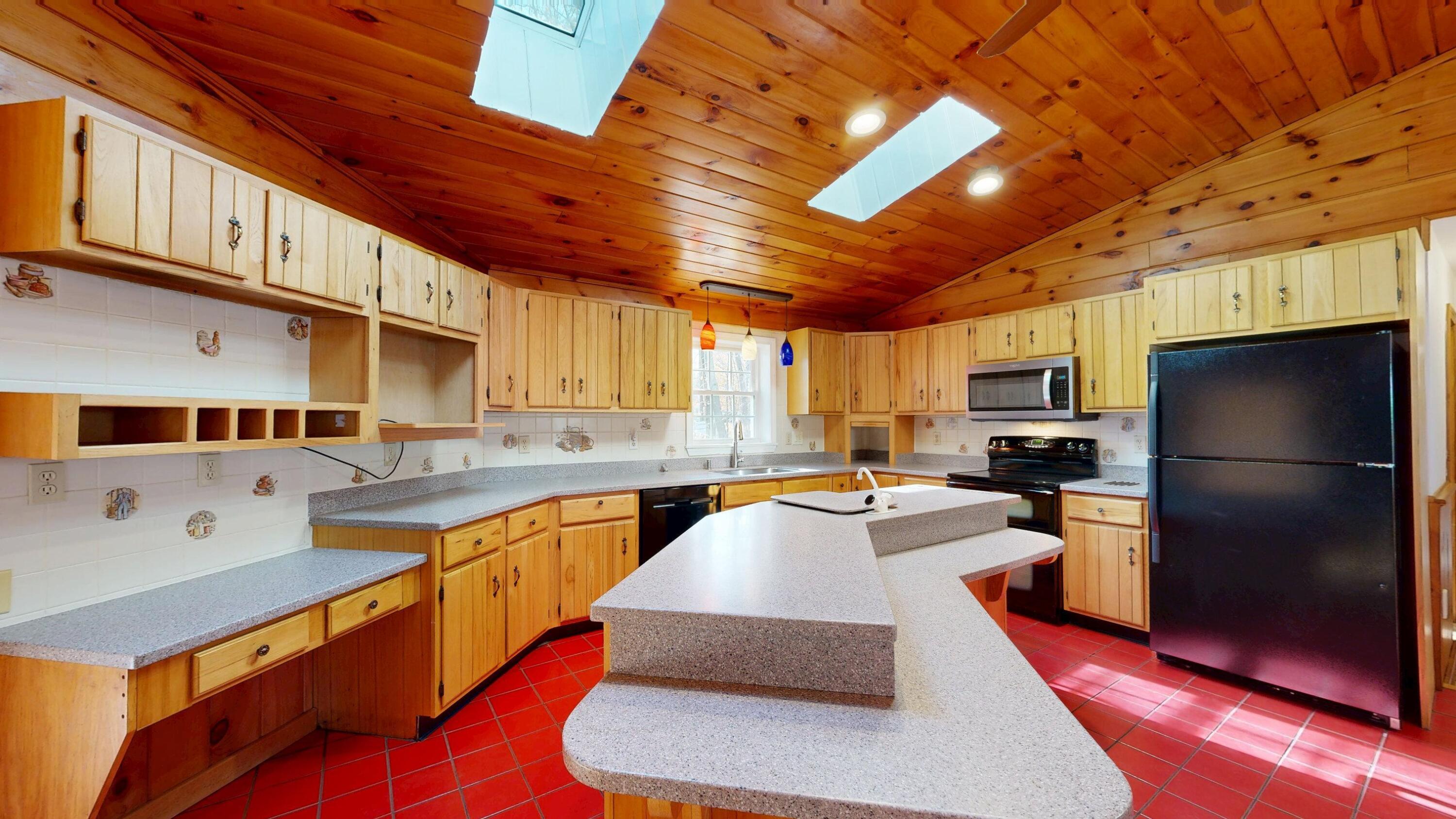 120 Gill Street Auburn ME 04210