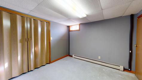 120 Gill Street Auburn ME 04210