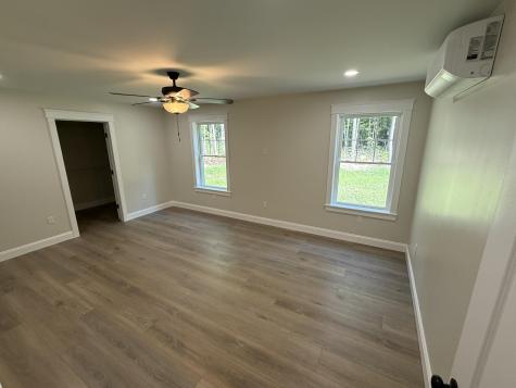 22 Lindsay Way Sidney ME 04330