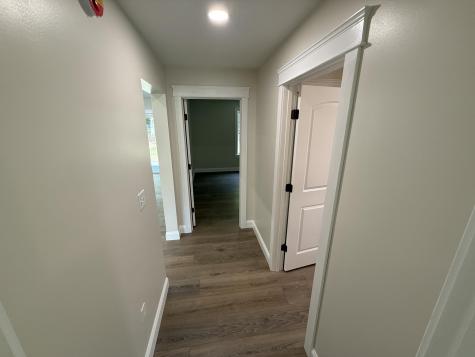 22 Lindsay Way Sidney ME 04330