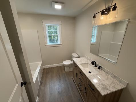 22 Lindsay Way Sidney ME 04330