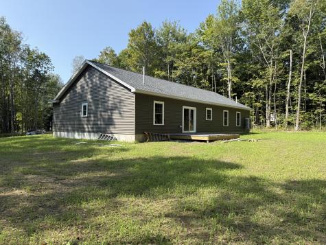 22 Lindsay Way Sidney ME 04330