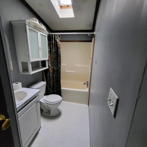 84 Whittemore Road Oxford ME 04270