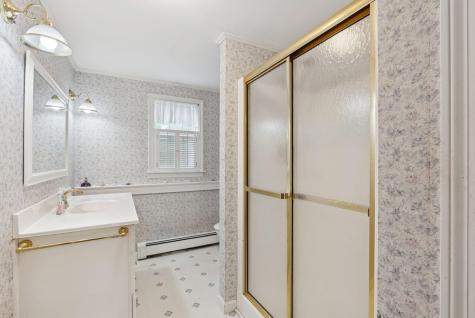 408 Cousins Street Yarmouth ME 04096