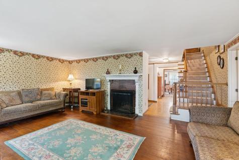 408 Cousins Street Yarmouth ME 04096