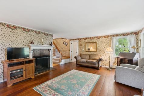 408 Cousins Street Yarmouth ME 04096