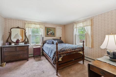 408 Cousins Street Yarmouth ME 04096
