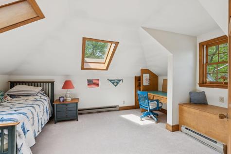 408 Cousins Street Yarmouth ME 04096