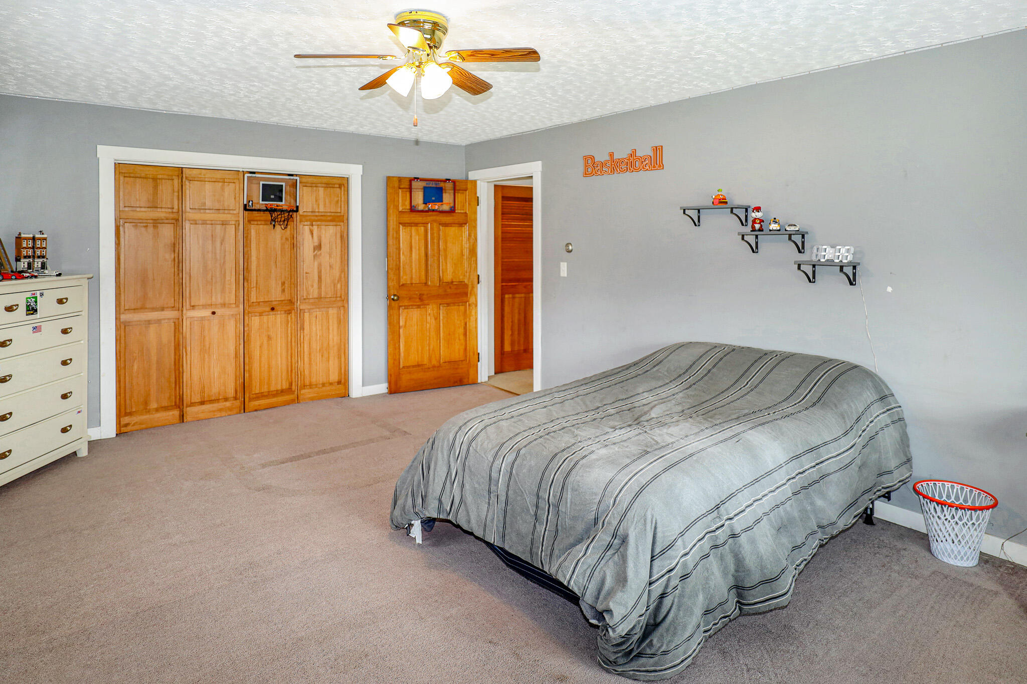 198 Ridge Road Peru ME 04290