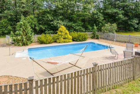 11 Leavitt Drive Gorham ME 04038