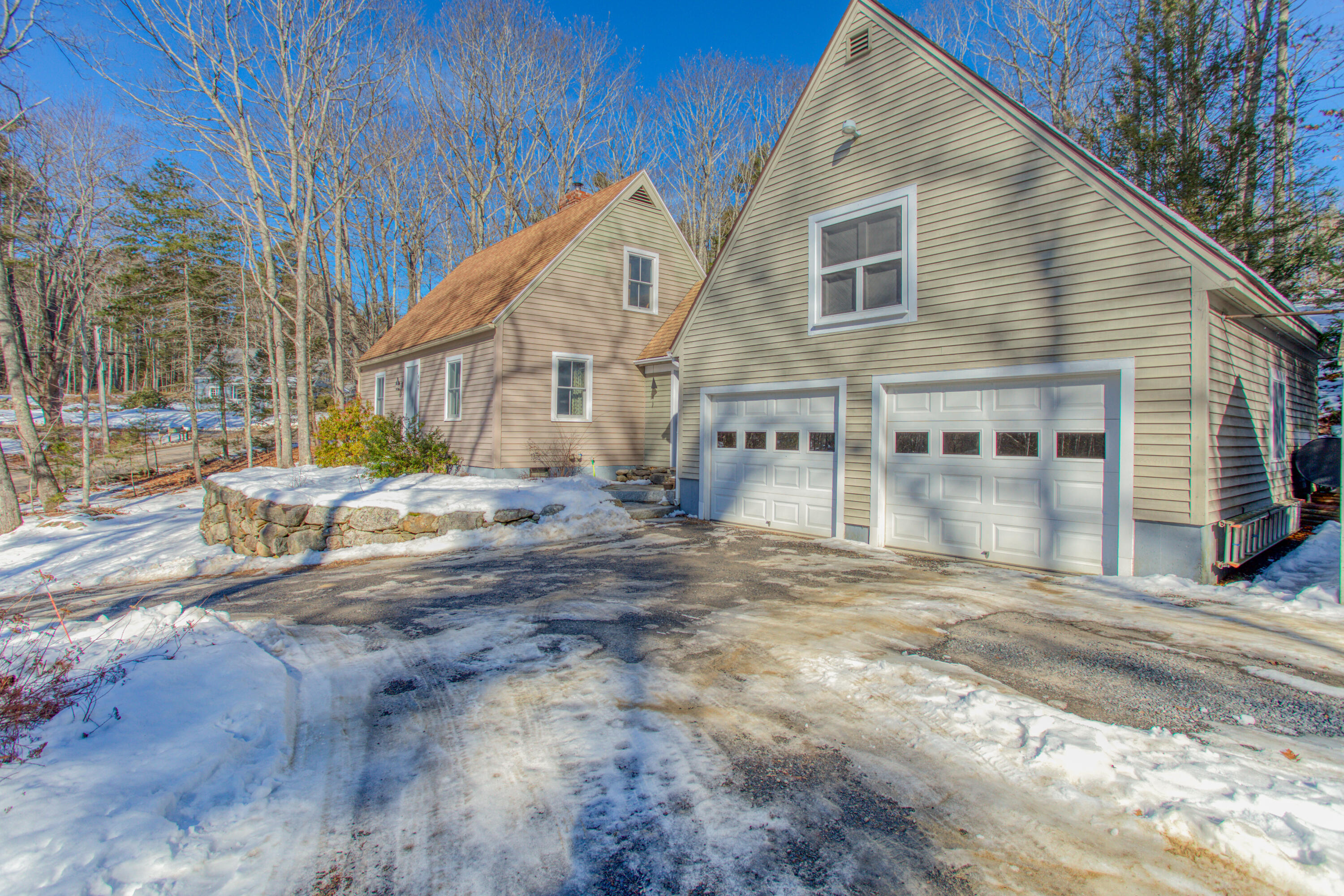 467 River Road Edgecomb ME 04556