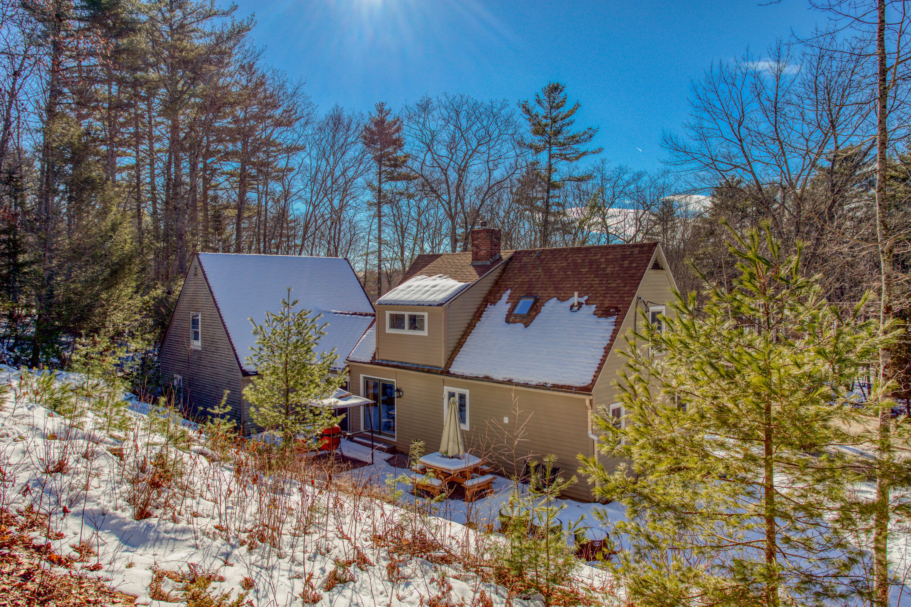 467 River Road Edgecomb ME 04556