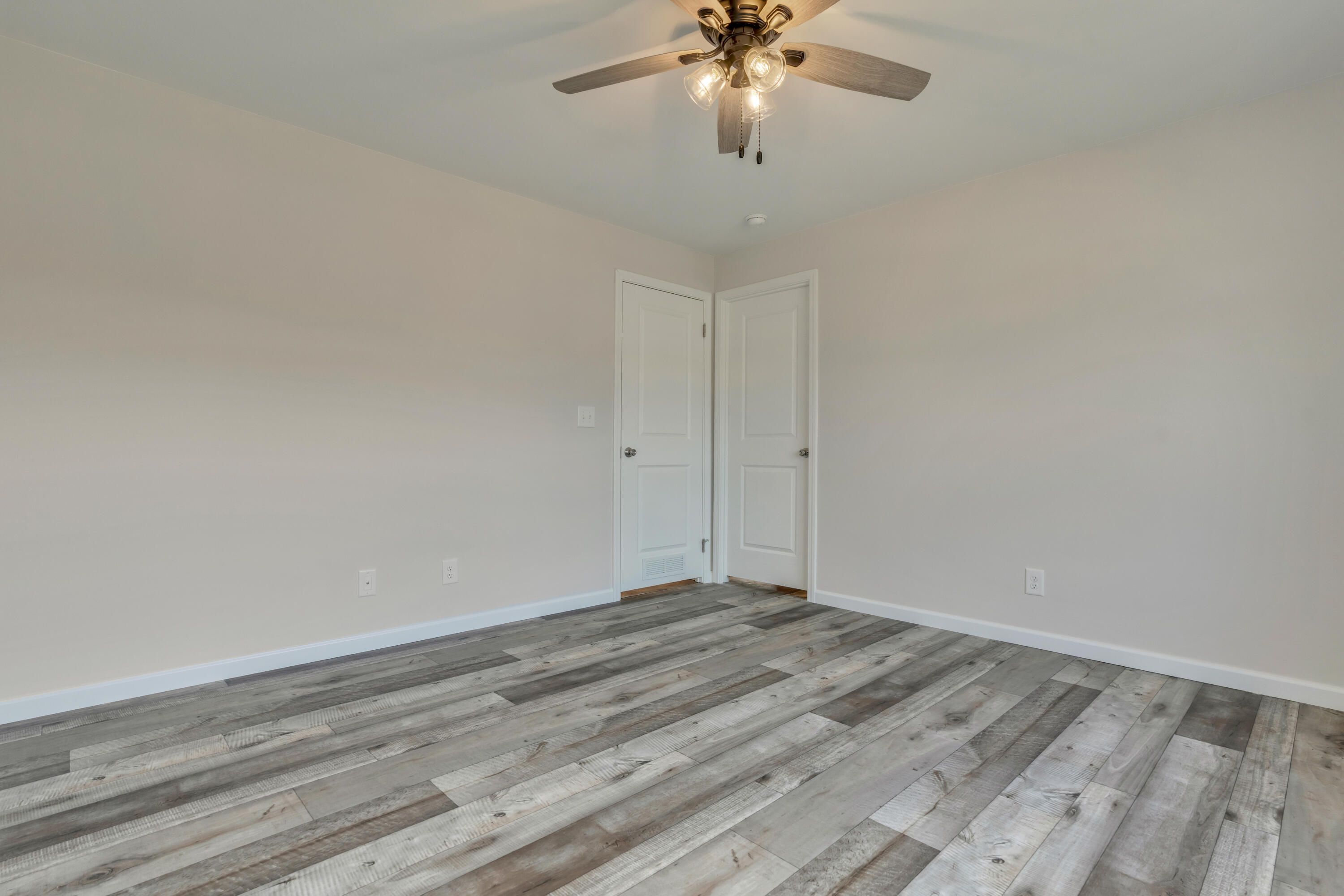 8 Colony Way Kittery ME 03904