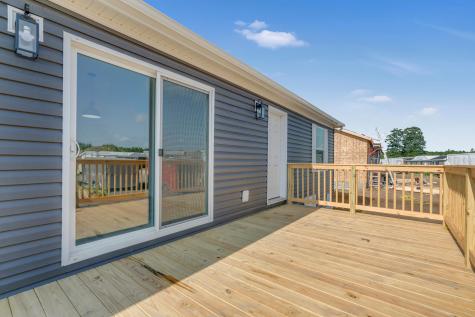 8 Colony Way Kittery ME 03904