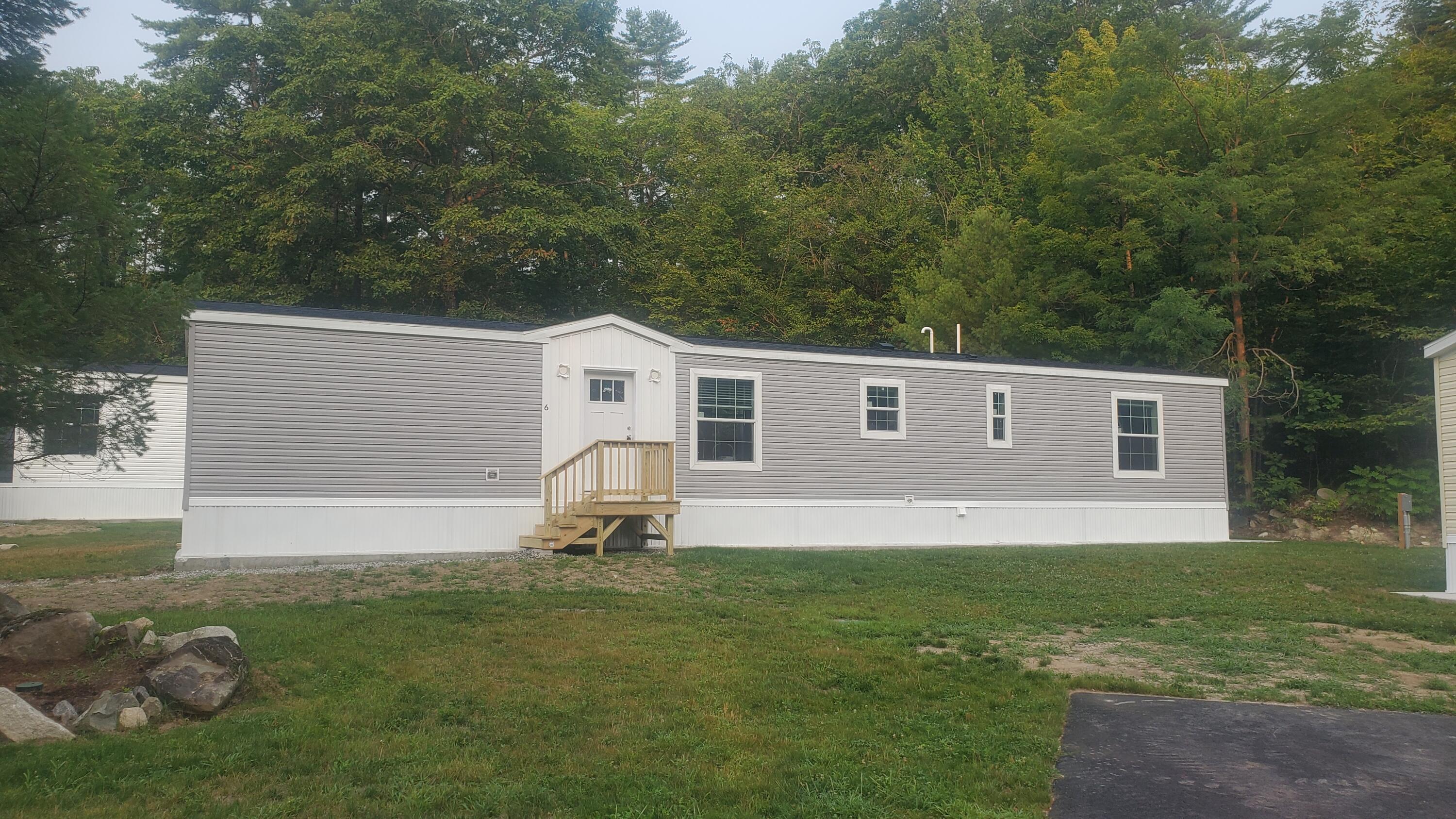 6 Laurik Lane Naples ME 04055