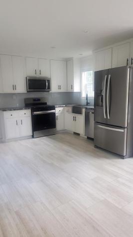 6 Laurik Lane Naples ME 04055