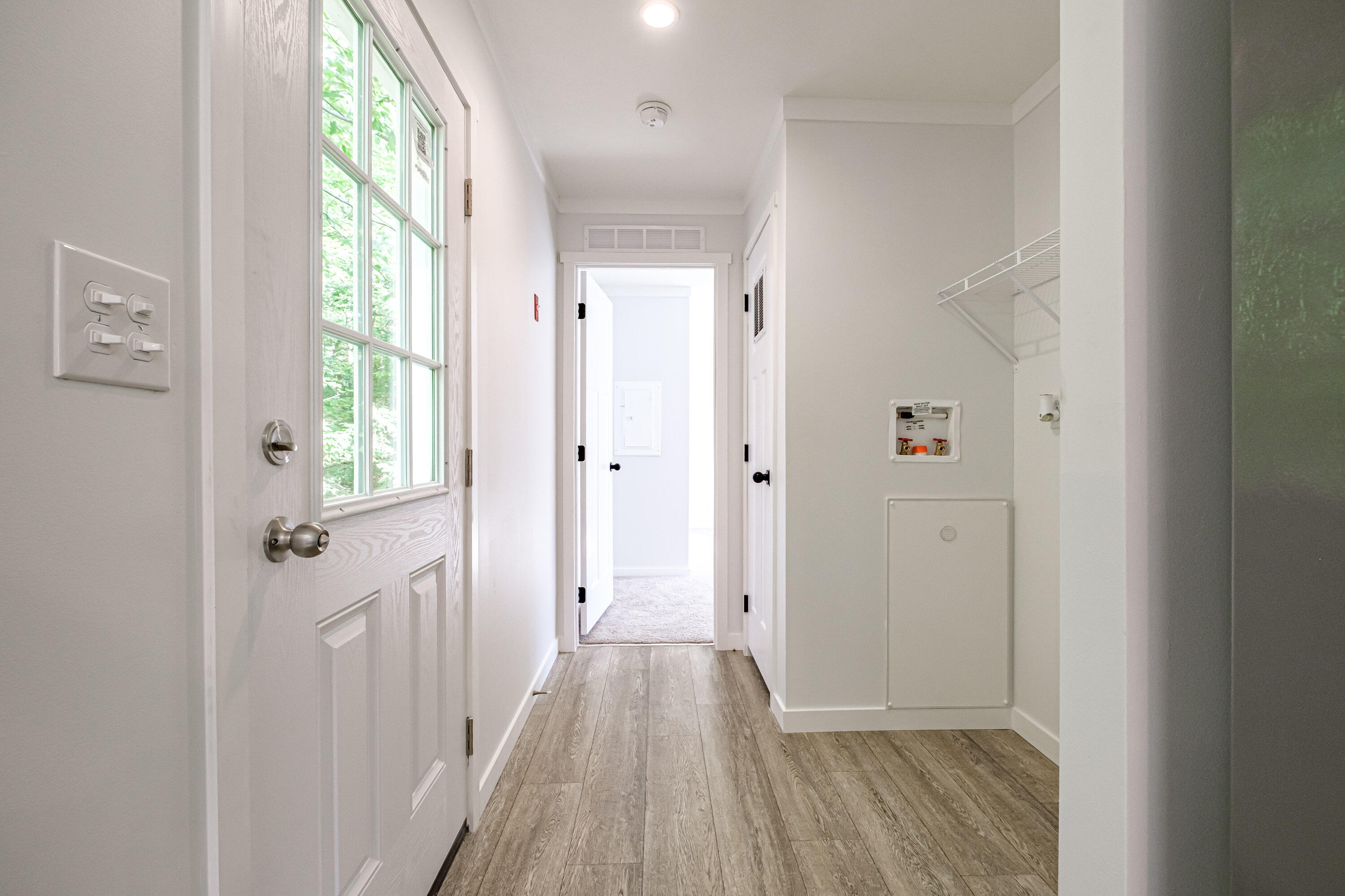 6 Laurik Lane Naples ME 04055