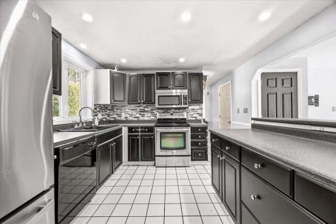 657 New Dam Road Waterboro ME 04061
