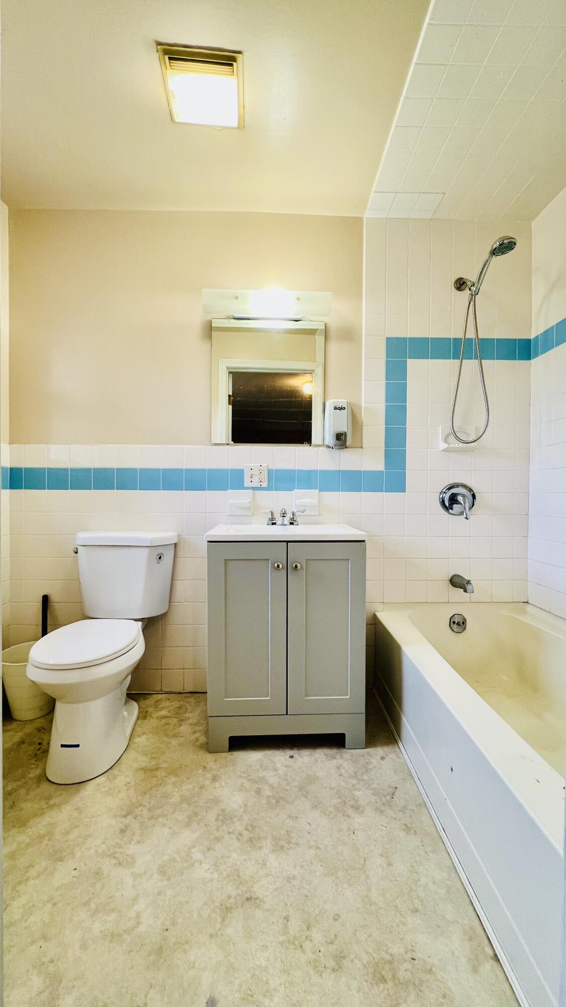 1883 Essex Street Bangor ME 04401