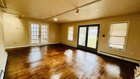 1883 Essex Street Bangor ME 04401