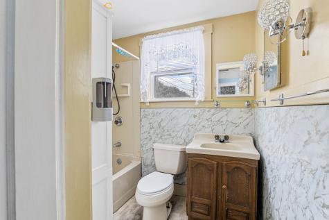 4 Amherst Street Augusta ME 04330