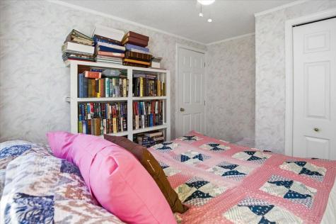 17 Rita Drive Sabattus ME 04280