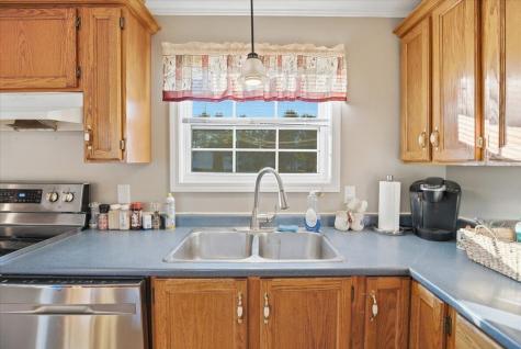 17 Rita Drive Sabattus ME 04280