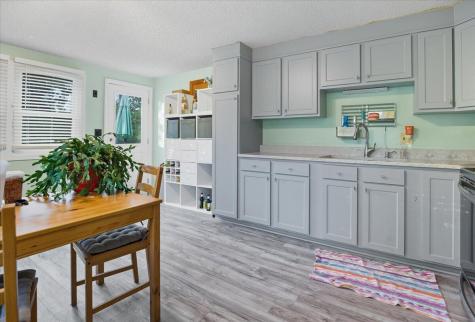 185 Pleasant Street Richmond ME 04357