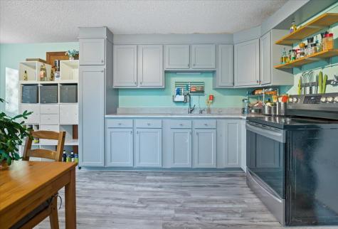 185 Pleasant Street Richmond ME 04357