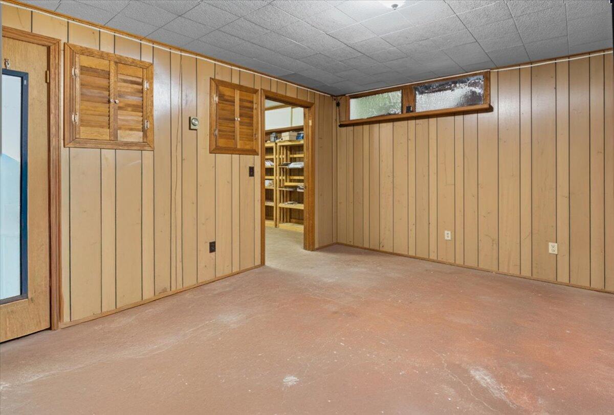 185 Pleasant Street Richmond ME 04357