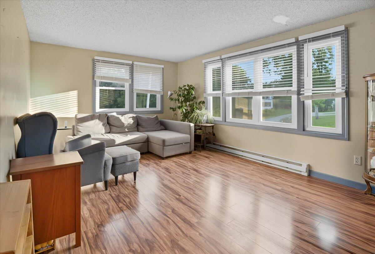 185 Pleasant Street Richmond ME 04357