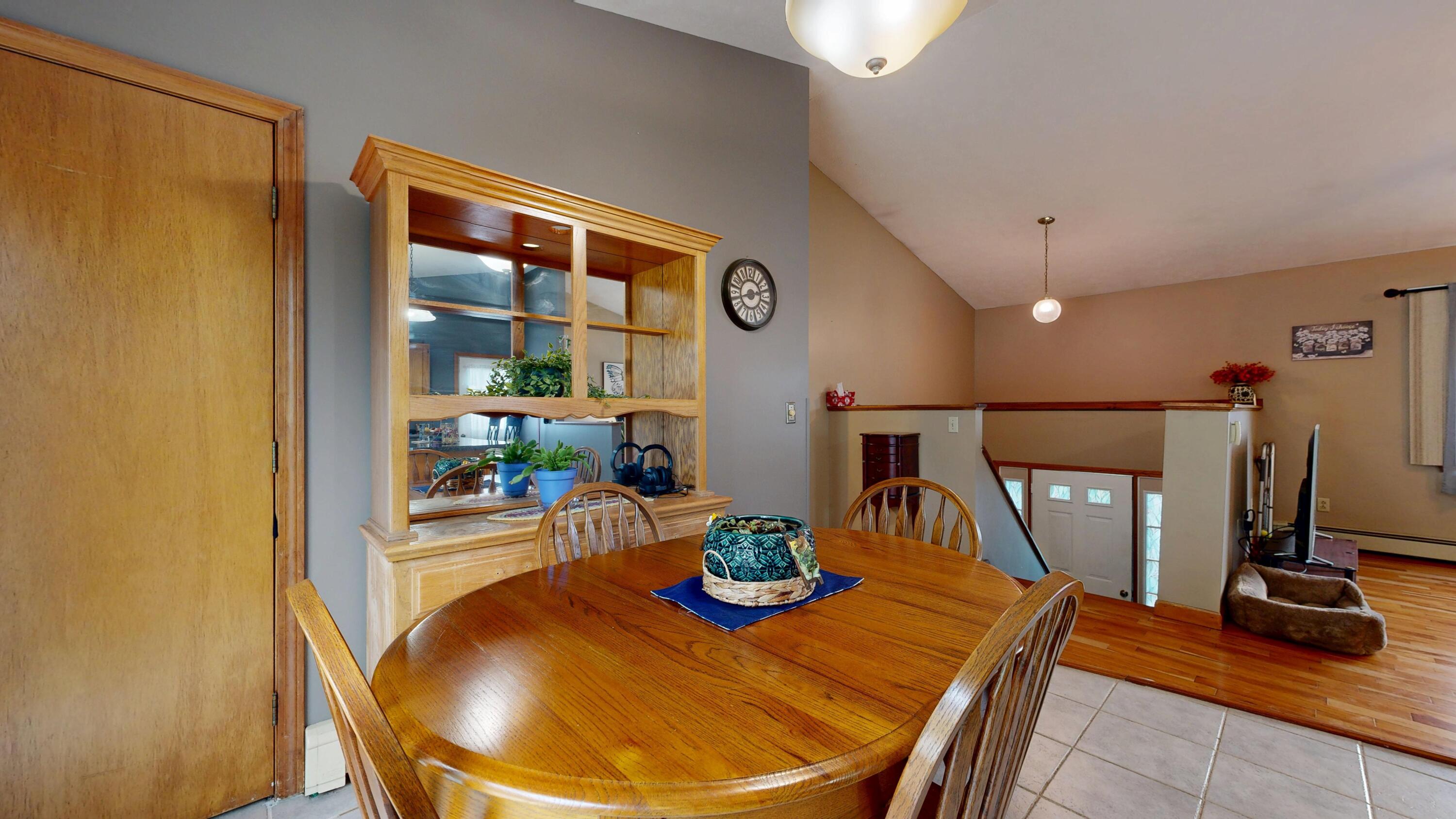 4 Venise Avenue Lewiston ME 04240