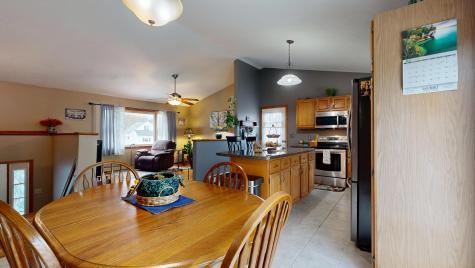 4 Venise Avenue Lewiston ME 04240