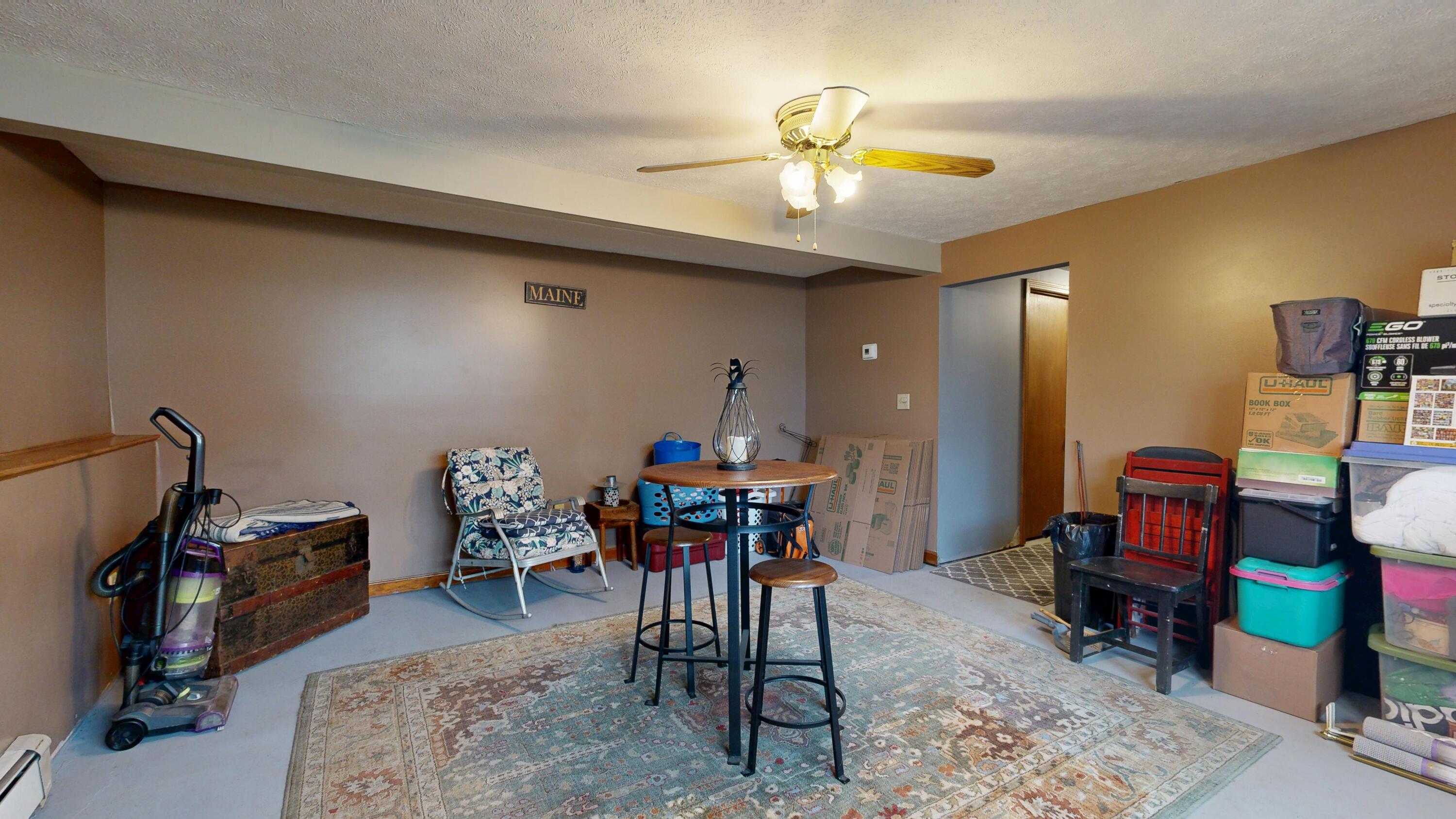 4 Venise Avenue Lewiston ME 04240