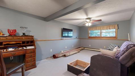 4 Venise Avenue Lewiston ME 04240