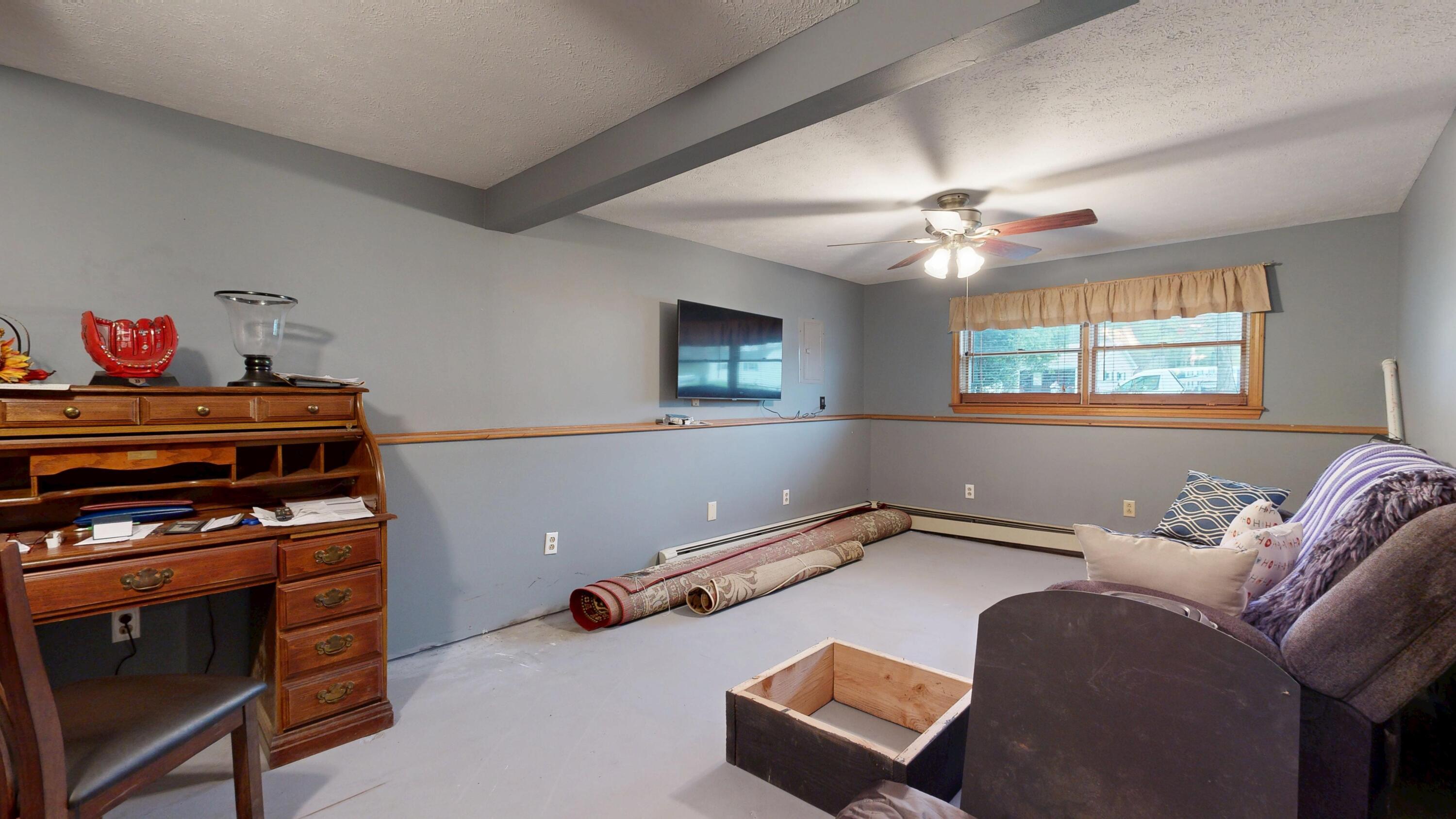 4 Venise Avenue Lewiston ME 04240