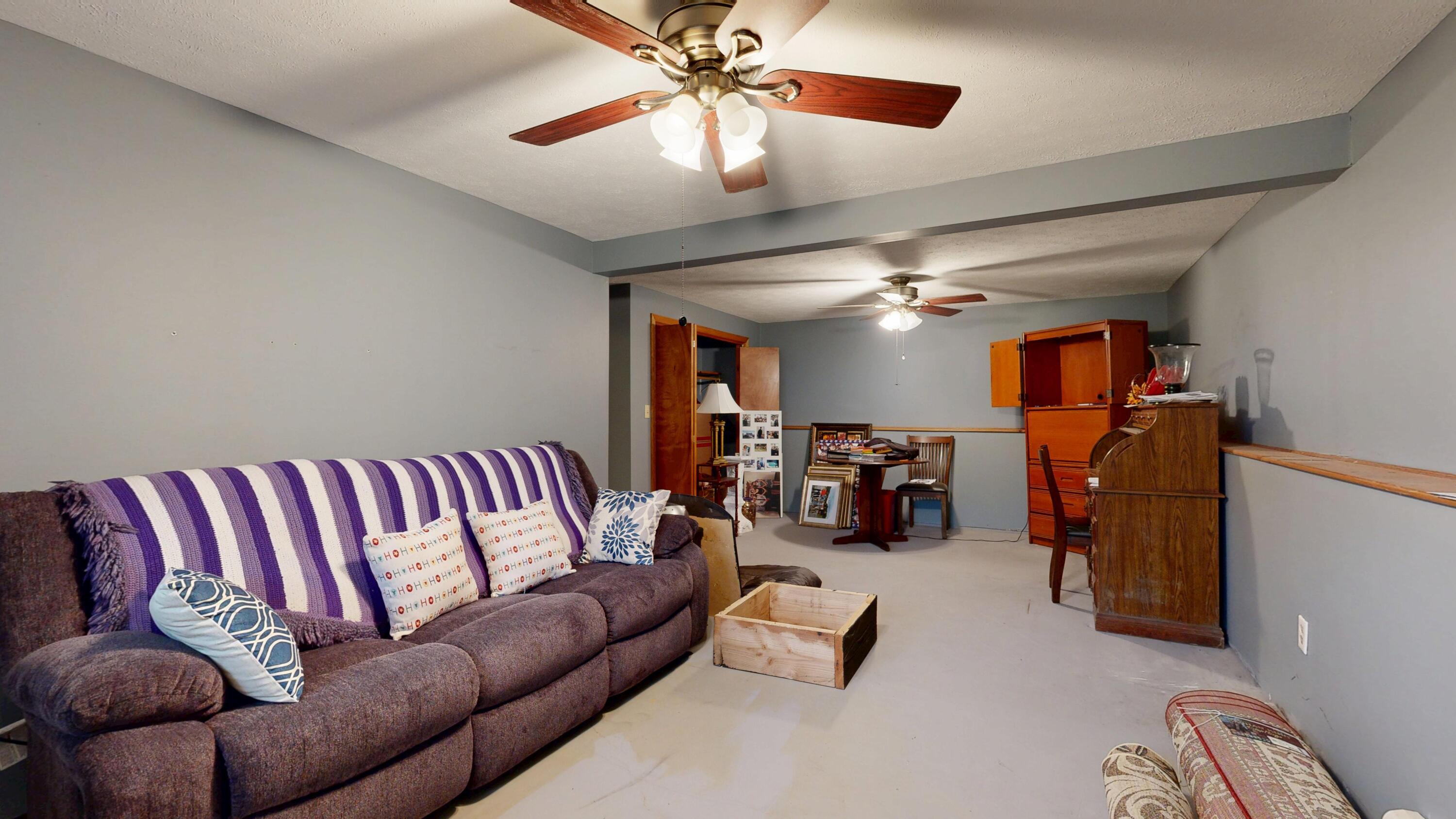 4 Venise Avenue Lewiston ME 04240
