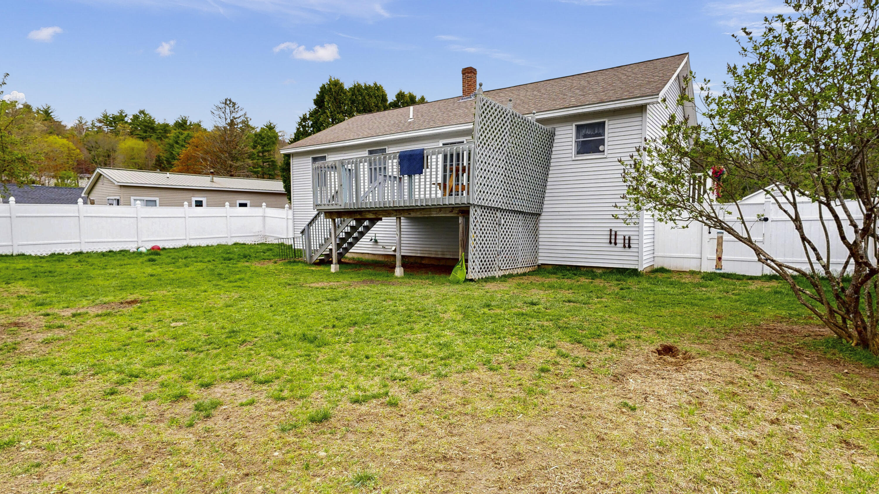 4 Venise Avenue Lewiston ME 04240
