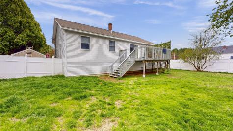 4 Venise Avenue Lewiston ME 04240