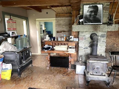 48 Laughton Road Ripley ME 04930