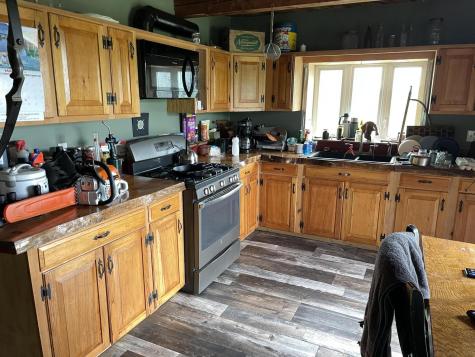 48 Laughton Road Ripley ME 04930