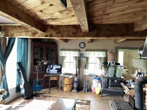 48 Laughton Road Ripley ME 04930