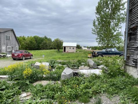 48 Laughton Road Ripley ME 04930