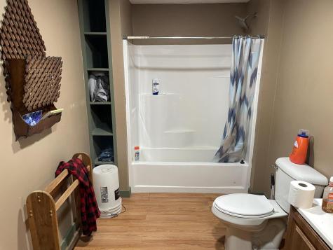 48 Laughton Road Ripley ME 04930