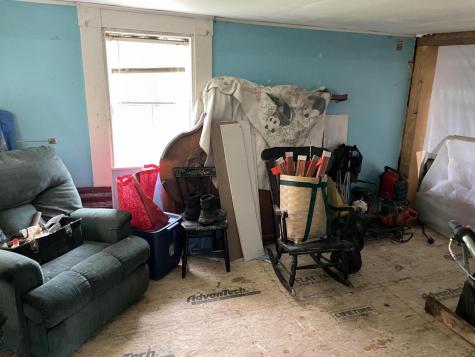 48 Laughton Road Ripley ME 04930